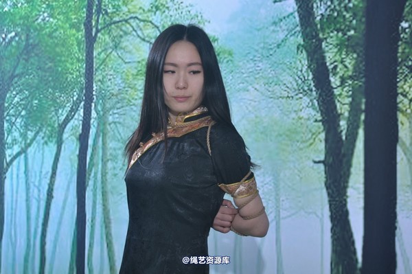 mj影视 - 三大模特争秀1 第 191 张图片