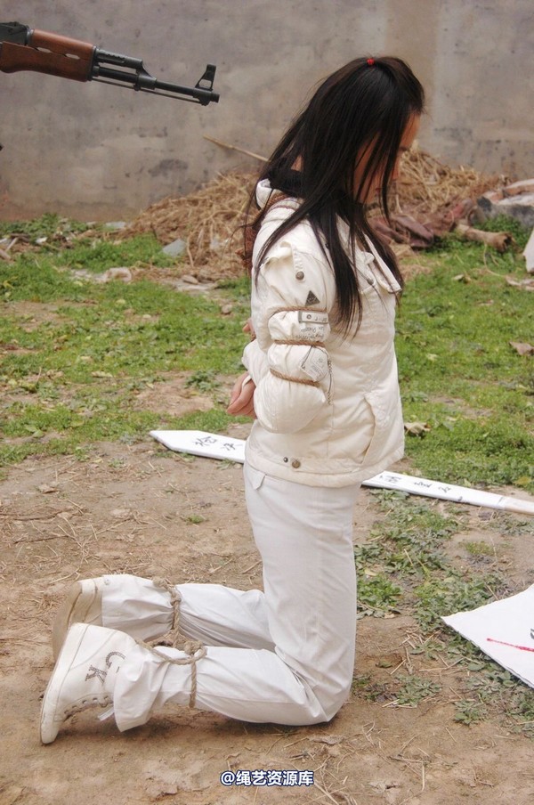 mj影视 - 安娜刑场2013-04-13 第 127 张图片