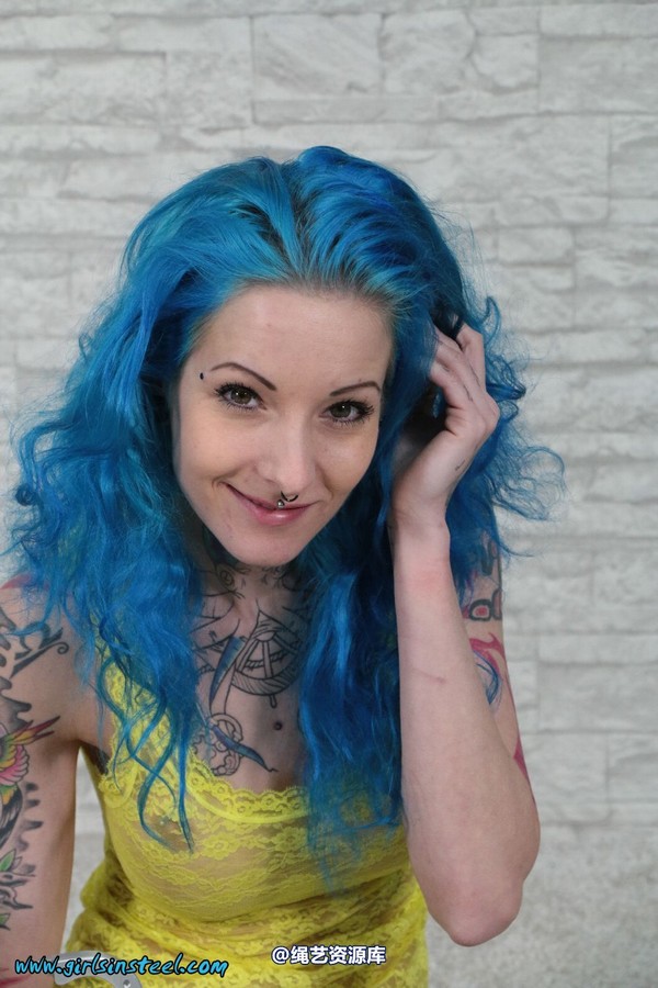 girlsinsteel - Tattoo model very helpless 第 4 张图片