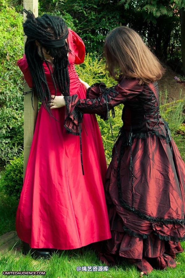 limitedaudience - 2011 catya lex eleven captive countess 2 第 36 张图片