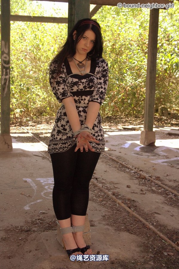 bound-neighbor-girl - Jasmin - Tied up in the ruins 1 第 37 张图片