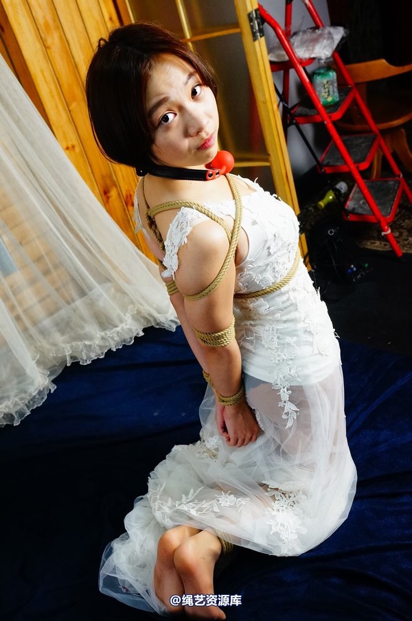 dk13美束馆 - 9.16-小仙儿白婚纱-D130P 第 101 张图片
