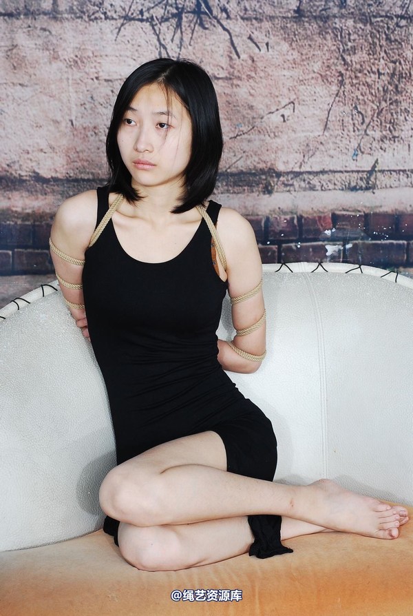 唯美之家 - 白雪试服装1 第 38 张图片