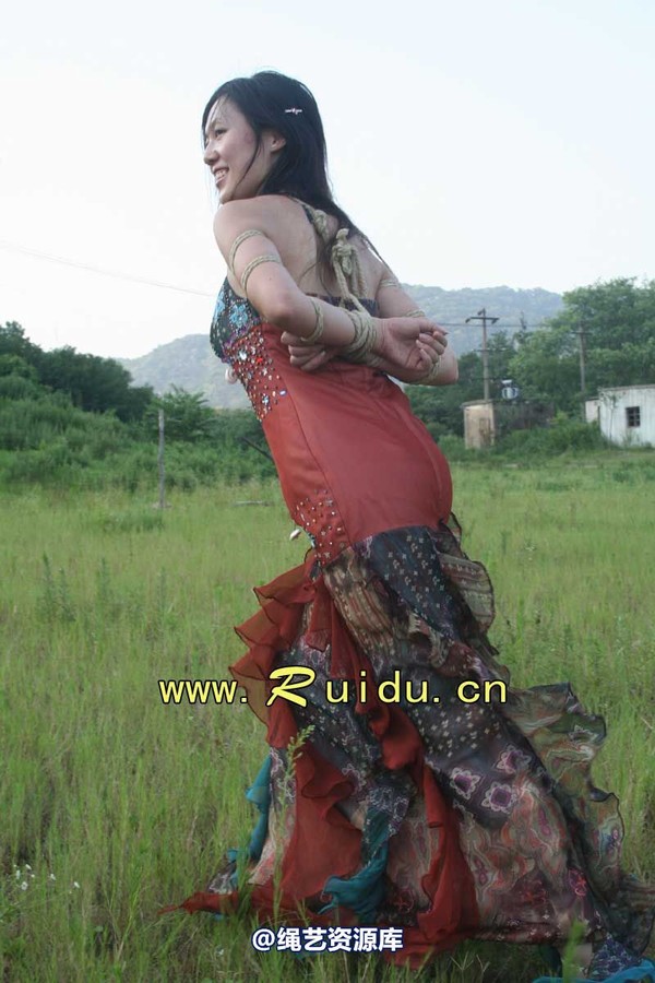 锐度主张 - 20070818第29期 宝宝草地漫舞图片 第 238 张图片