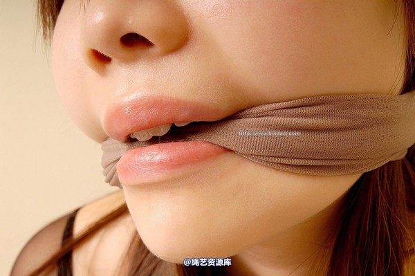 丽柜美束 - 2005-09-12 第 45 张图片