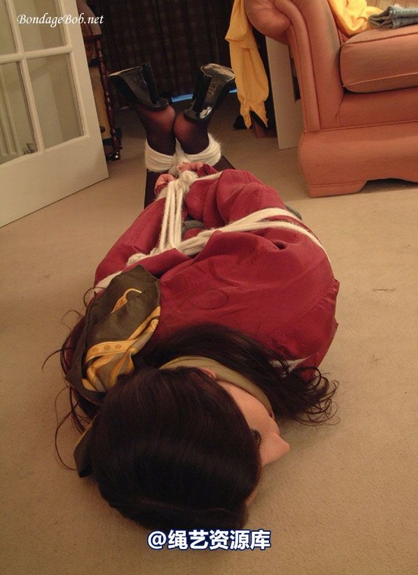 bondagebob - Jasmine De Launay Home invasion 第 36 张图片