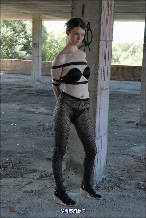 simplytied - Just tights in Spain 第 13 张图片