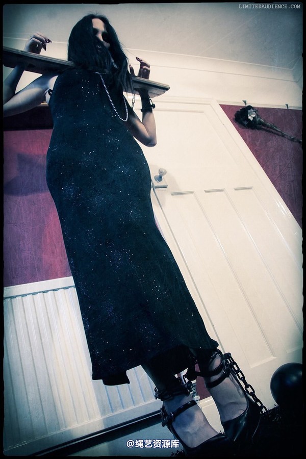limitedaudience - 2012 elyssia in stocks 第 31 张图片