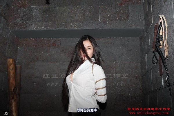 红豆的天空 - 唯美紧缚-白衬衣 第 114 张图片