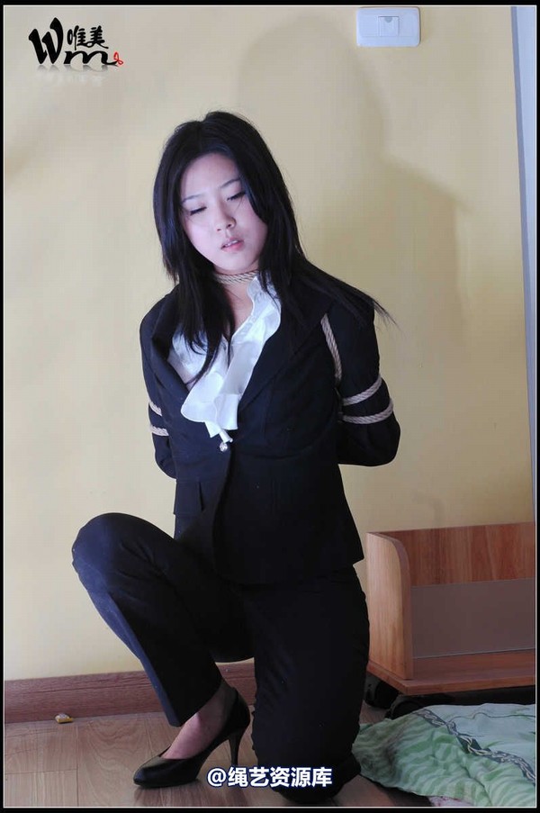 唯美之家 - 雪儿制服2010-3-13 第 16 张图片