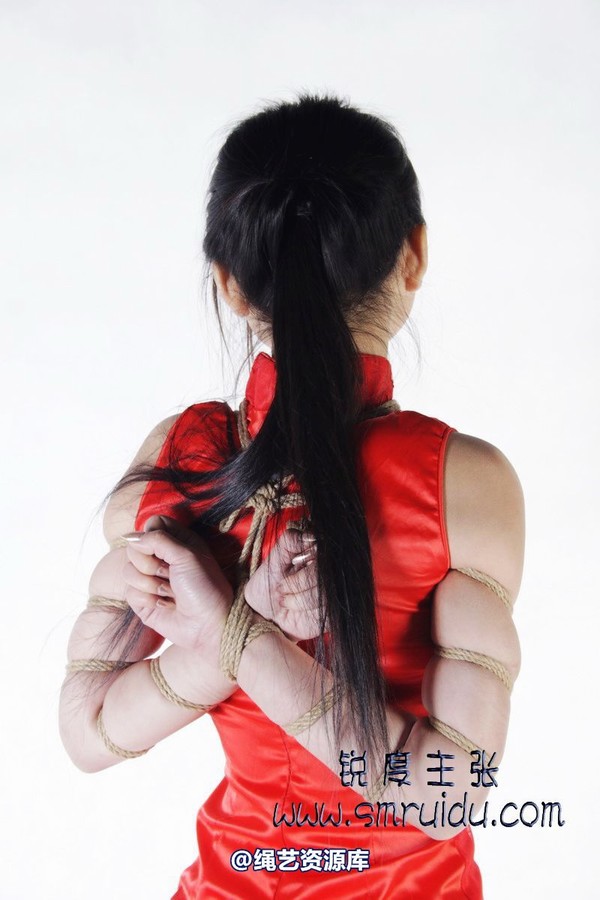 锐度主张 - 新年红旗袍五花紧缚（2011.1.2）模特：嫣儿 第 41 张图片