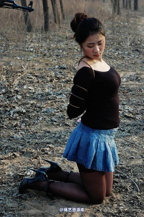mj影视 - 2013-3-4陈沫踏青 黑丝美女最终的不归路 第 447 张图片