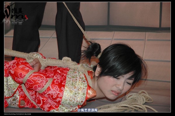 唯美之家 - 08-05-29盈盈汉服-护士装 第 152 张图片