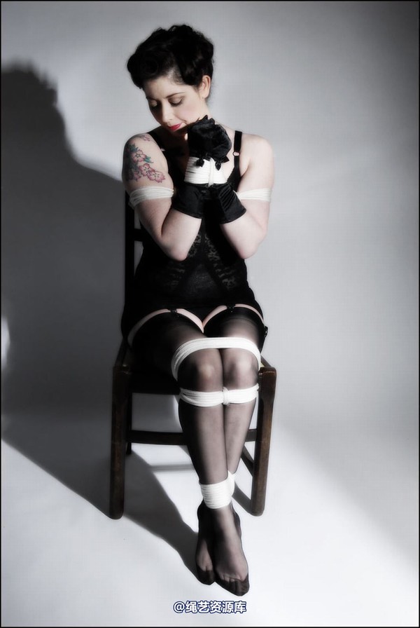 simplytied - 50s Girdle shoot 第 38 张图片