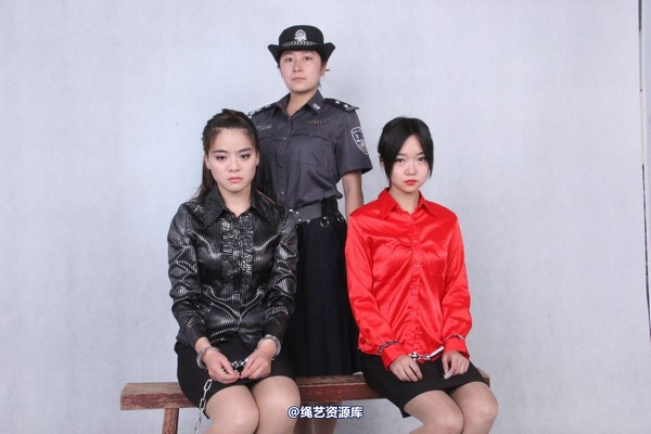 胜景山庄 - 246-女犯姐妹 第 17 张图片