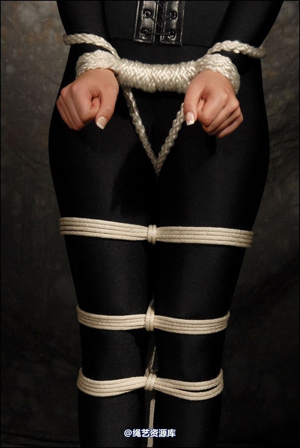 simplytied - C in Black cat again 第 15 张图片
