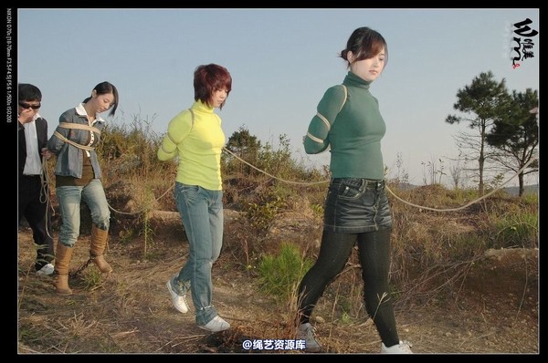 唯美之家 - 2008-11-13外拍(集体) 第 199 张图片