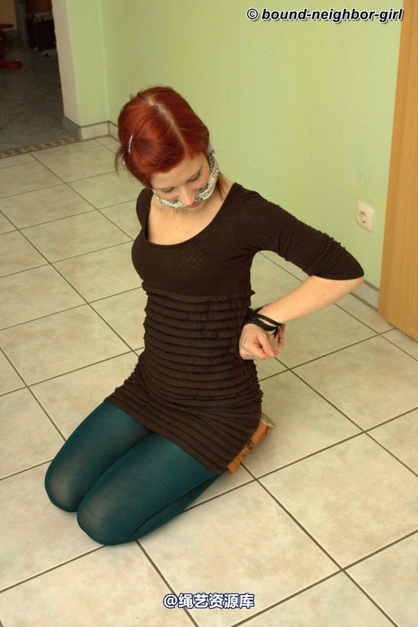 bound-neighbor-girl - Melina - Tied at home 1 第 36 张图片