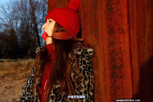 gaggedinpublic - gip406 第 34 张图片