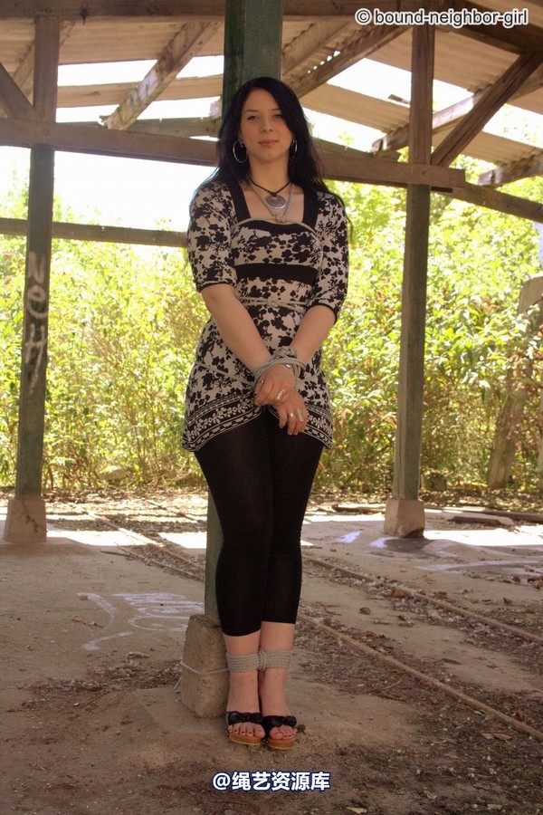 bound-neighbor-girl - Jasmin - Tied up in the ruins 1 第 12 张图片