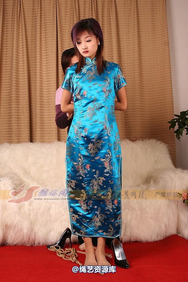 雅俗阁 - 20060514雪儿兰色旗袍 第 15 张图片