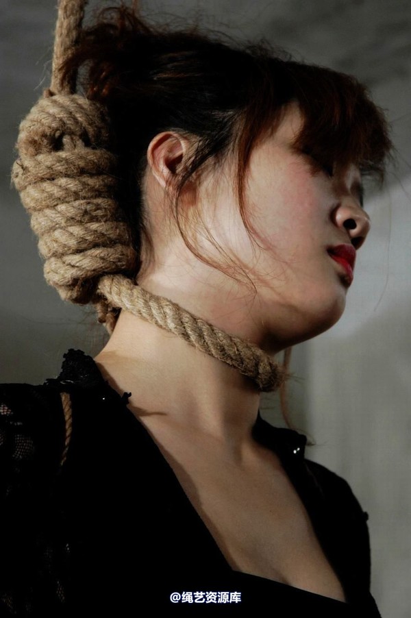 mj影视 - 林小青欧式绞刑-2013-06-08 第 110 张图片