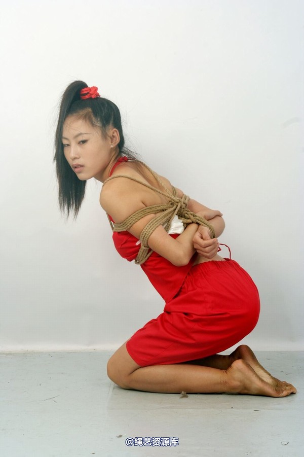 雅俗阁 - 2013-NO.3Model 雅曼-古代女犯系列3 第 3 张图片