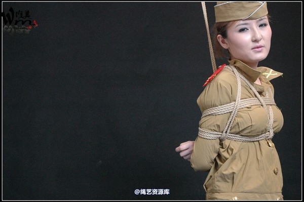 唯美之家 - 08-06-02新疆军装 第 214 张图片