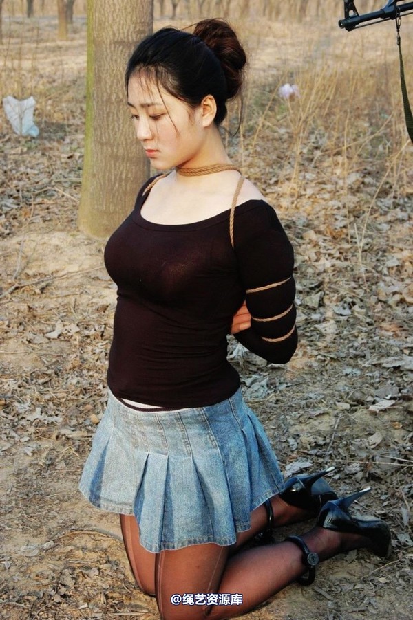 mj影视 - 2013-3-4陈沫踏青 黑丝美女最终的不归路 第 22 张图片