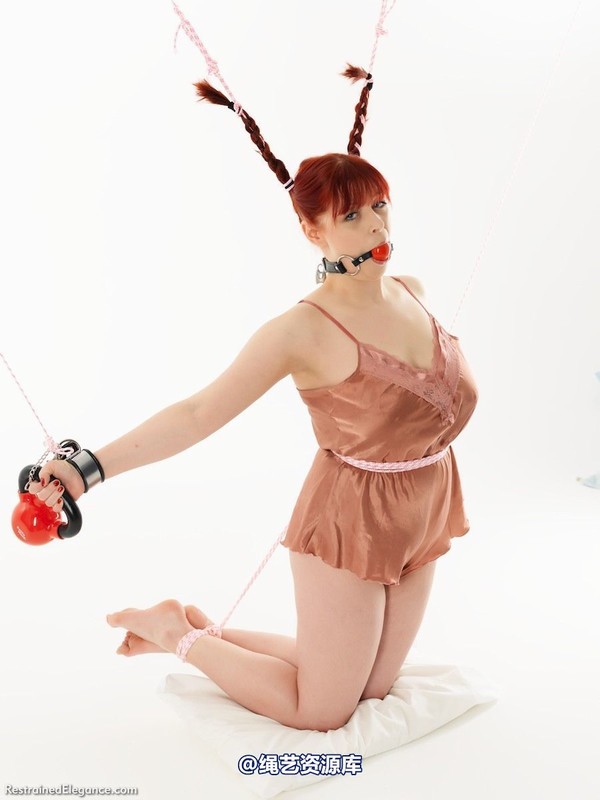 restrainedelegance - Pigtail Predicament 第 75 张图片