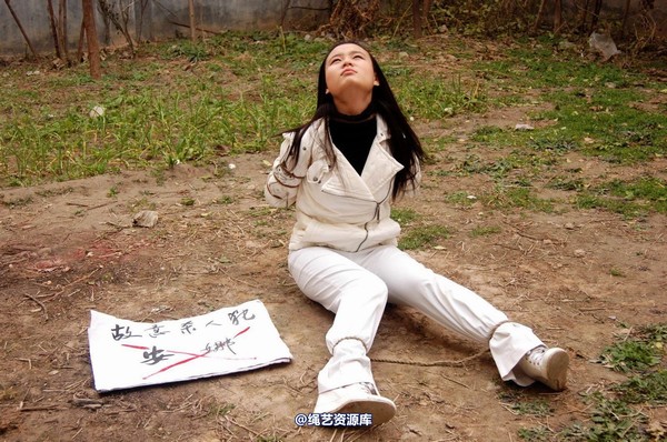 mj影视 - 安娜刑场2013-04-13 第 101 张图片
