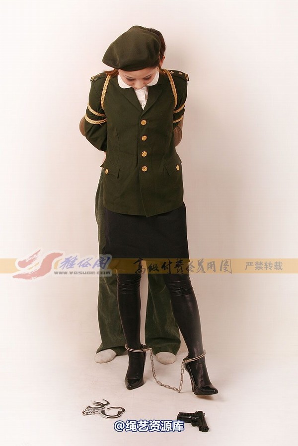 雅俗阁 - 20060401雅思警服 第 63 张图片