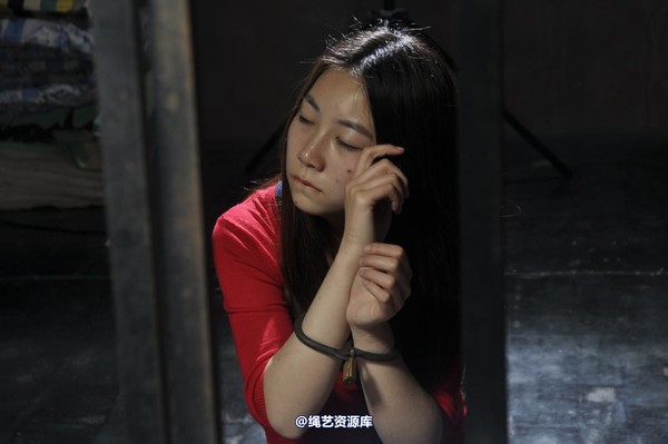 mj影视 - 车模梅晓雯 第 67 张图片