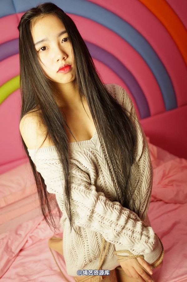 dk13美束馆 - 11.15-娃娃灰毛衣B-190P 第 133 张图片