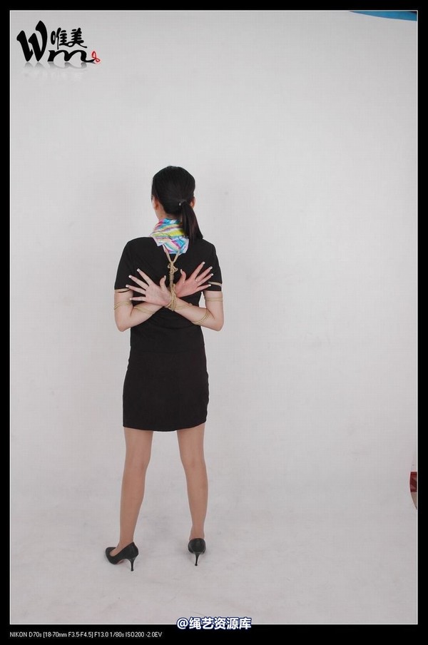 唯美之家 - 09-8-23兰玉制服捆绑 第 5 张图片
