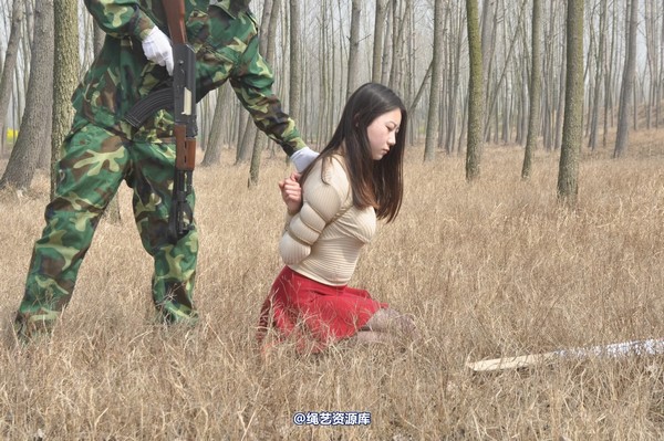 mj影视 - 车模梅晓雯 第 304 张图片