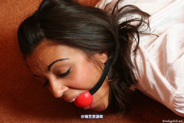bondagebob - Fiona G Grabbed at home 第 176 张图片