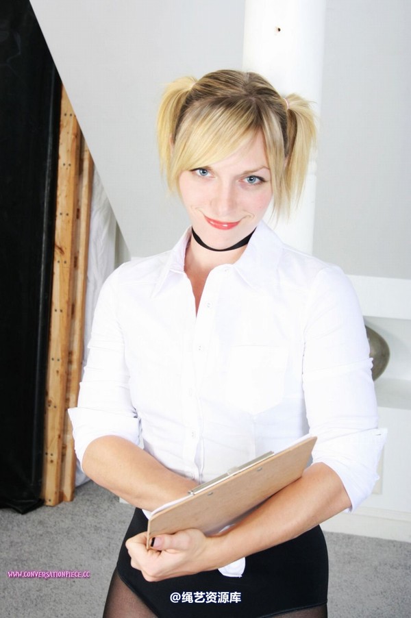 conversationpiece - Christina-2011-04-05 第 4 张图片