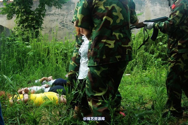 mj影视 - 血的代价执行刑场 第 219 张图片