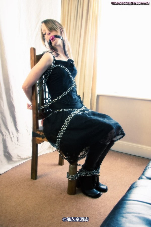 limitedaudience - 2009 pepsi waiting in chains 2 第 7 张图片