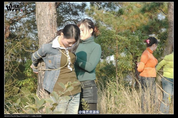 唯美之家 - 2008-11-13外拍(集体) 第 18 张图片