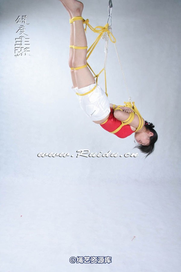 锐度主张 - 婷婷和嫣儿KB悬吊 第 291 张图片