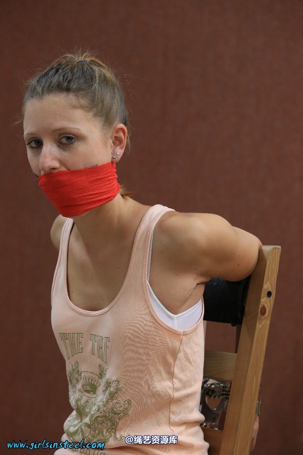 girlsinsteel - Tightly cuffed to the chair with watch 第 50 张图片