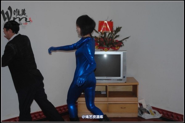 唯美之家 - 08-04-20女飞贼喋血 第 12 张图片
