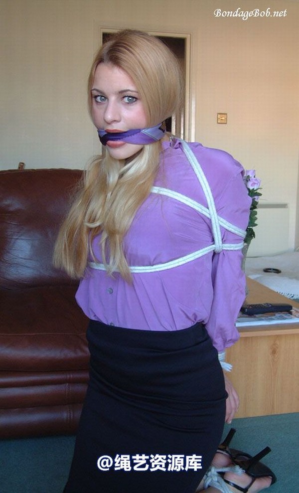 bondagebob - Linda Murray Tie Up Games 第 38 张图片