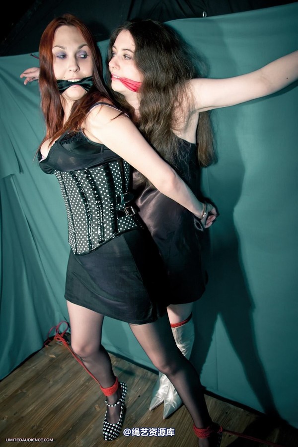 limitedaudience - 2012 catya elyssia captives together 第 21 张图片