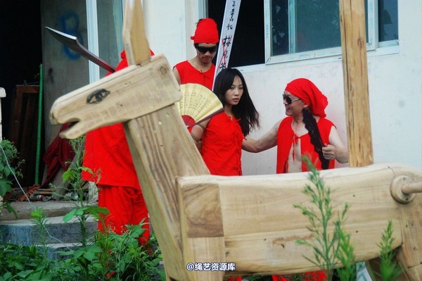 mj影视 - 血的代价-红罪衣刑场木驴斩－梅晓芳2013-08-26 第 113 张图片