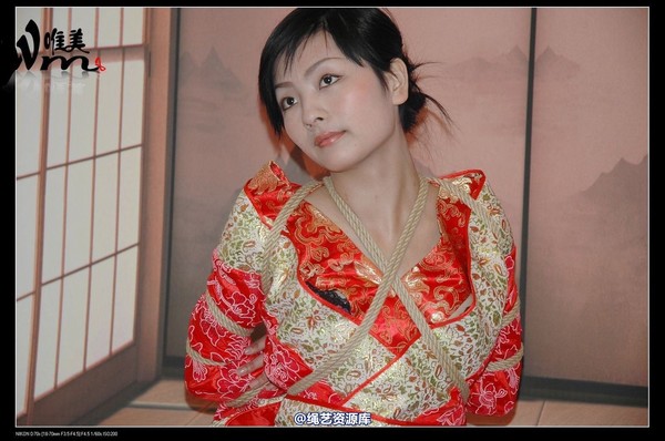 唯美之家 - 08-05-29盈盈汉服-护士装 第 179 张图片
