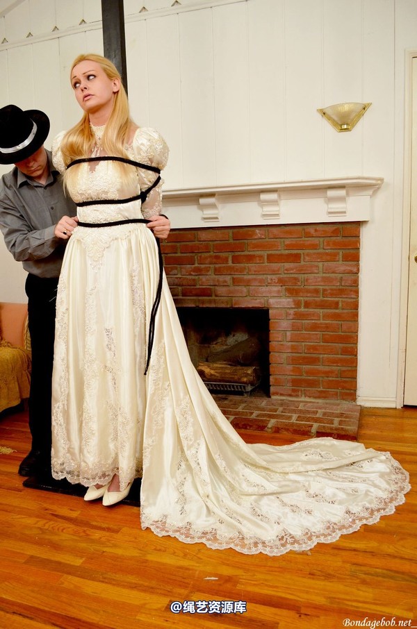 bondagebob - Martina Warren Bride 第 52 张图片