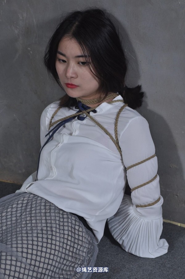 mj影视 - 淑女被抓 第 381 张图片